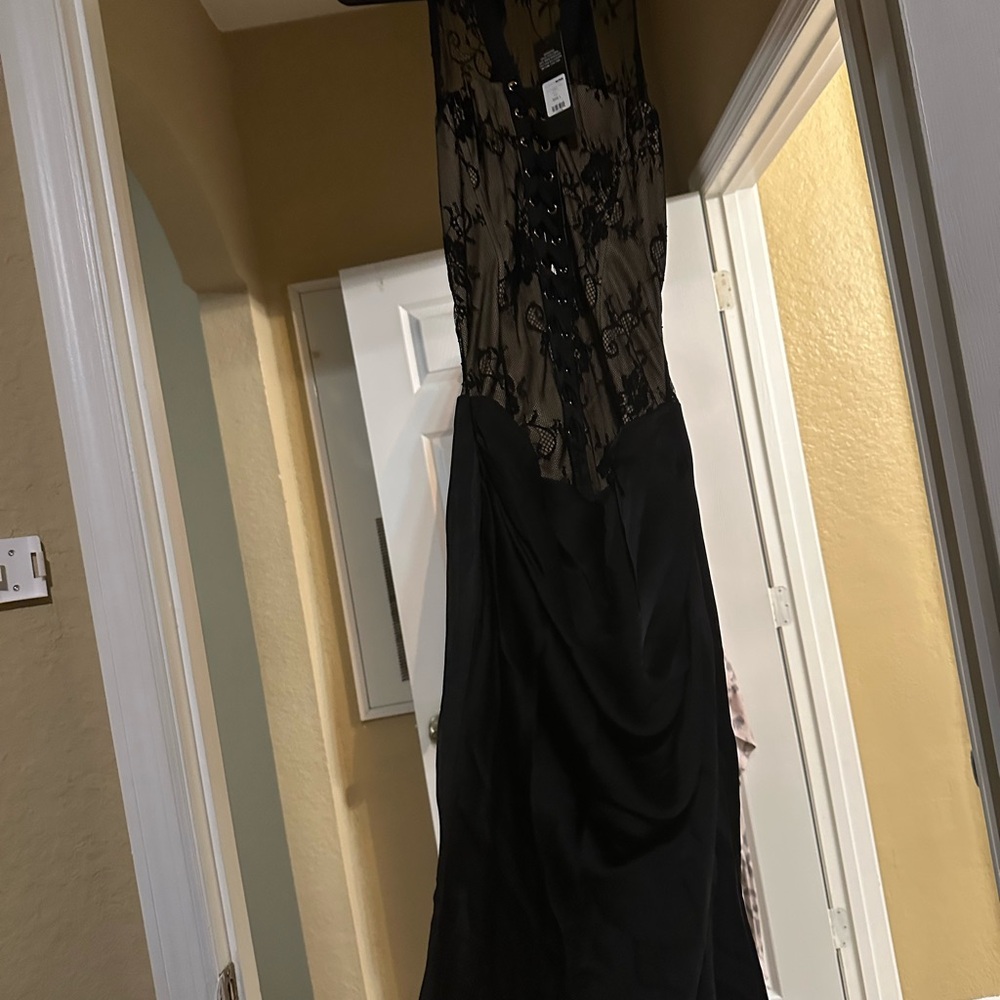 Fashion Nova Black Lace Backless Dress